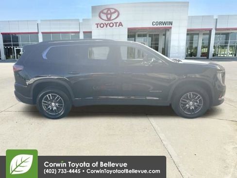 Used 2025 GMC Acadia Elevation image 6