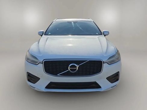 Used 2018 Volvo XC60 T5 R-Design w/ Protection Package AWD/4WD image 3