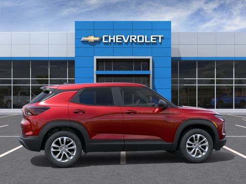 New 2026 Chevrolet TrailBlazer LS w/ LS Convenience Package AWD/4WD image 5