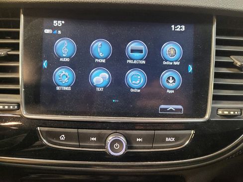 Used 2018 Buick Encore Sport Touring image 25