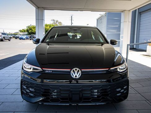 New 2026 Volkswagen GTI SE FWD image 9