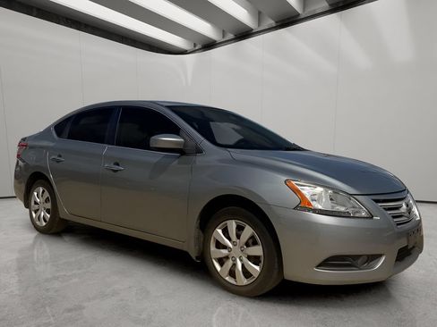 Used 2013 Nissan Sentra SV w/ Driver Pkg FWD image 5