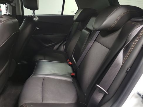 Used 2017 Chevrolet Trax LT w/ LT Convenience Package FWD image 26