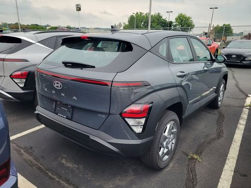 New 2026 Hyundai Kona SE image 8