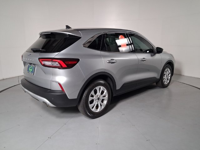 Used 2023 Ford Escape Active w/ Tech Pack #1 FWD image 4