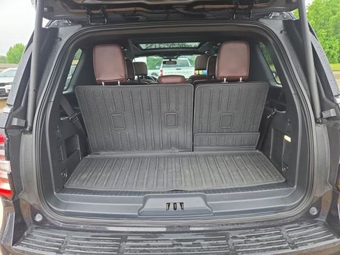 Used 2022 Ford Expedition Limited RWD image 23