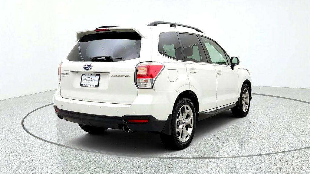 Used 2018 Subaru Forester 2.5i Touring AWD/4WD image 5