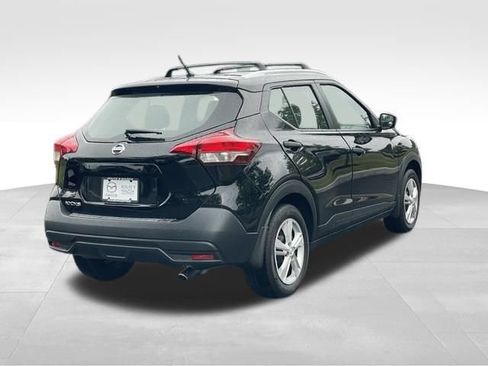 Used 2019 Nissan Kicks S w/ Exterior Package FWD image 4