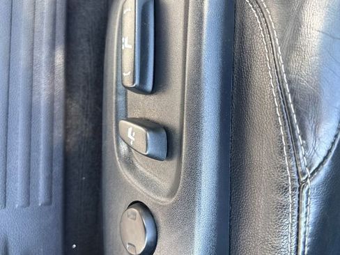 Used 2016 Toyota 4Runner Limited AWD/4WD image 16