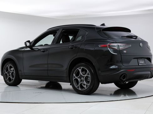 New 2026 Alfa Romeo Stelvio Sprint w/ Convenience Package AWD/4WD image 3