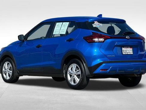 Certified 2025 Nissan Kicks Play S FWD image 6
