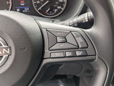 Used 2025 Nissan Sentra S FWD image 17