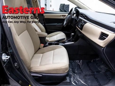 Used 2016 Toyota Corolla LE FWD image 23