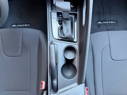 New 2026 Hyundai Elantra Sport FWD image 28