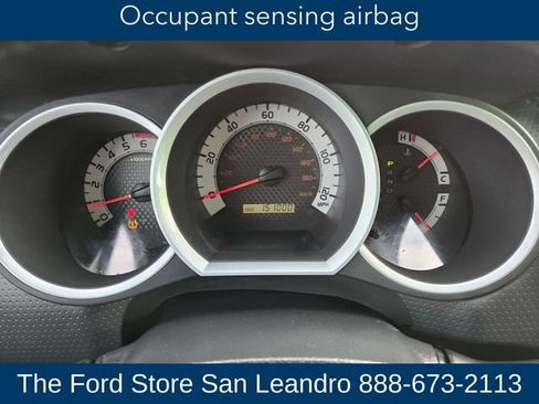 Used 2014 Toyota Tacoma 2WD Access Cab w/ Convenience Package image 18