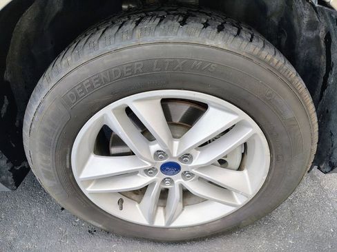 Used 2017 Ford Edge SEL w/ Equipment Group 201A image 23