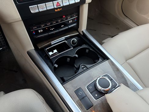 Used 2016 Mercedes-Benz E 350 Sedan w/ Premium Package image 28