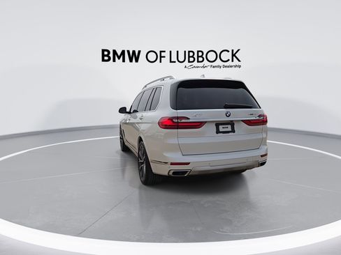 Used 2019 BMW X7 xDrive40i w/ Premium Package AWD/4WD image 7