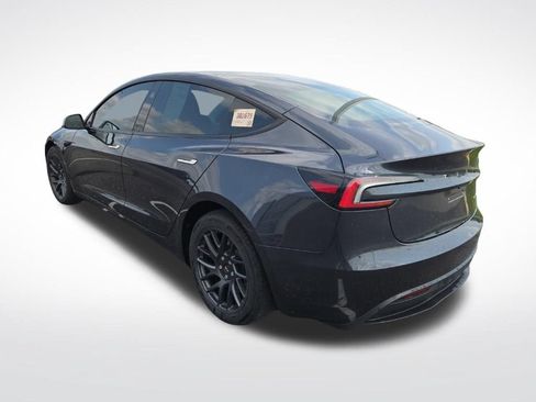 Used 2025 Tesla Model 3 Long Range AWD/4WD image 8