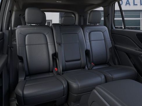 New 2026 Lincoln Aviator Reserve image 11