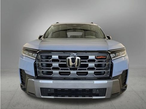 New 2026 Honda Pilot TrailSport image 10