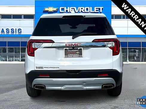 Used 2023 GMC Acadia SLE image 6