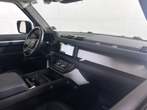 Used 2024 Land Rover Defender 110 S AWD/4WD image 28
