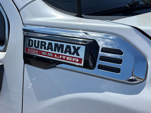 Used 2024 GMC Sierra 2500 SLT w/ Max Trailering Package AWD/4WD image 9
