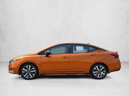 Used 2020 Nissan Versa SR w/ Convenience Package FWD image 2