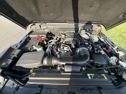 Used 2022 Jeep Wrangler Unlimited Sport AWD/4WD image 14