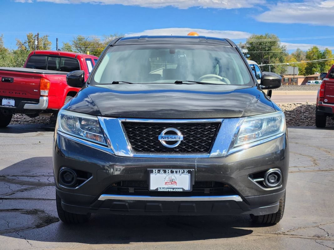 Used 2015 Nissan Pathfinder S AWD/4WD image 6