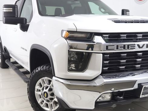 Used 2020 Chevrolet Silverado 2500 LT AWD/4WD image 15
