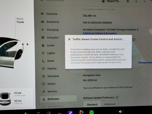 Used 2020 Tesla Model 3 Standard Range Plus RWD image 16