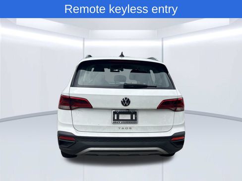 Certified 2022 Volkswagen Taos S FWD image 4