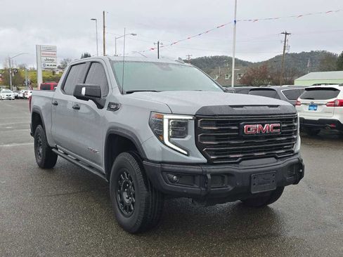 Used 2024 GMC Sierra 1500 AT4X w/ AT4X AEV Edition image 4