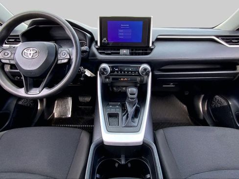 Used 2023 Toyota RAV4 LE FWD image 15