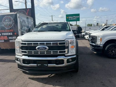 Used 2024 Ford F550 4x4 Crew Cab Super Duty w/ XLT Value Package image 3