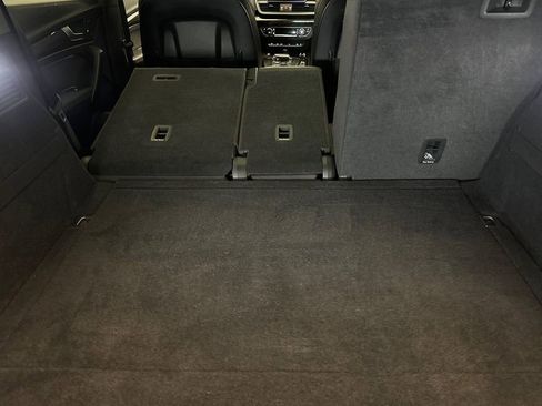 Used 2018 Audi SQ5 Premium Plus w/ Navigation Package image 15