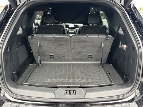 Used 2023 Ford Explorer ST-Line w/ Class IV Trailer Tow Package image 19