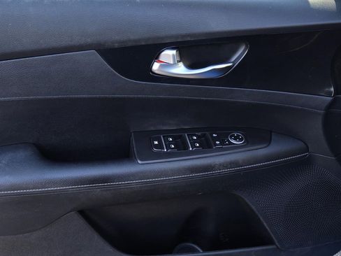 Used 2023 Kia Forte GT-Line w/ GT-Line Technology Package image 15