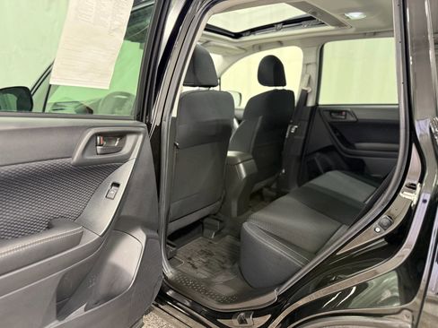 Used 2018 Subaru Forester 2.5i Premium w/ All-Weather Package image 31