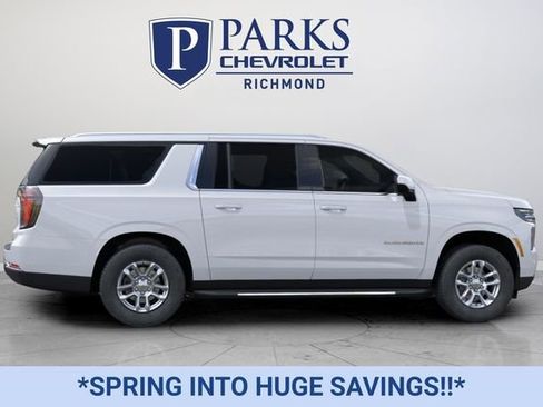 New 2026 Chevrolet Suburban LS image 5