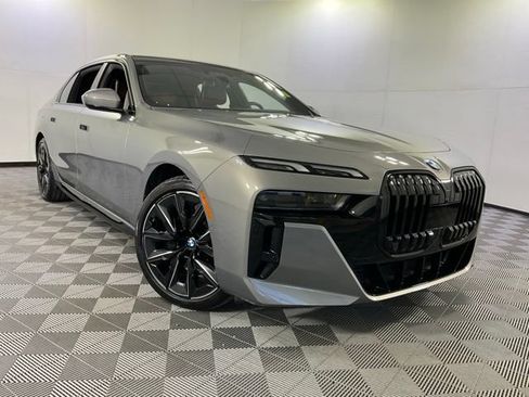 Certified 2023 BMW 760i xDrive AWD/4WD image 44