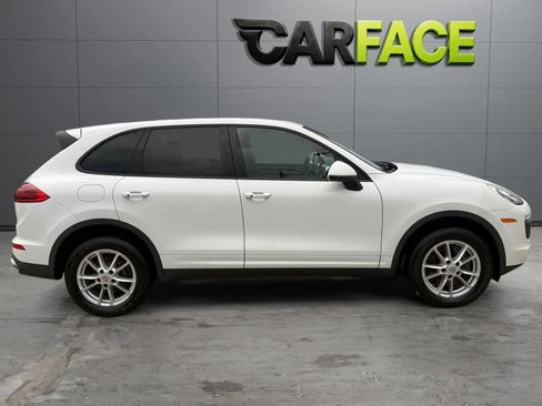 Used 2016 Porsche Cayenne AWD/4WD image 14