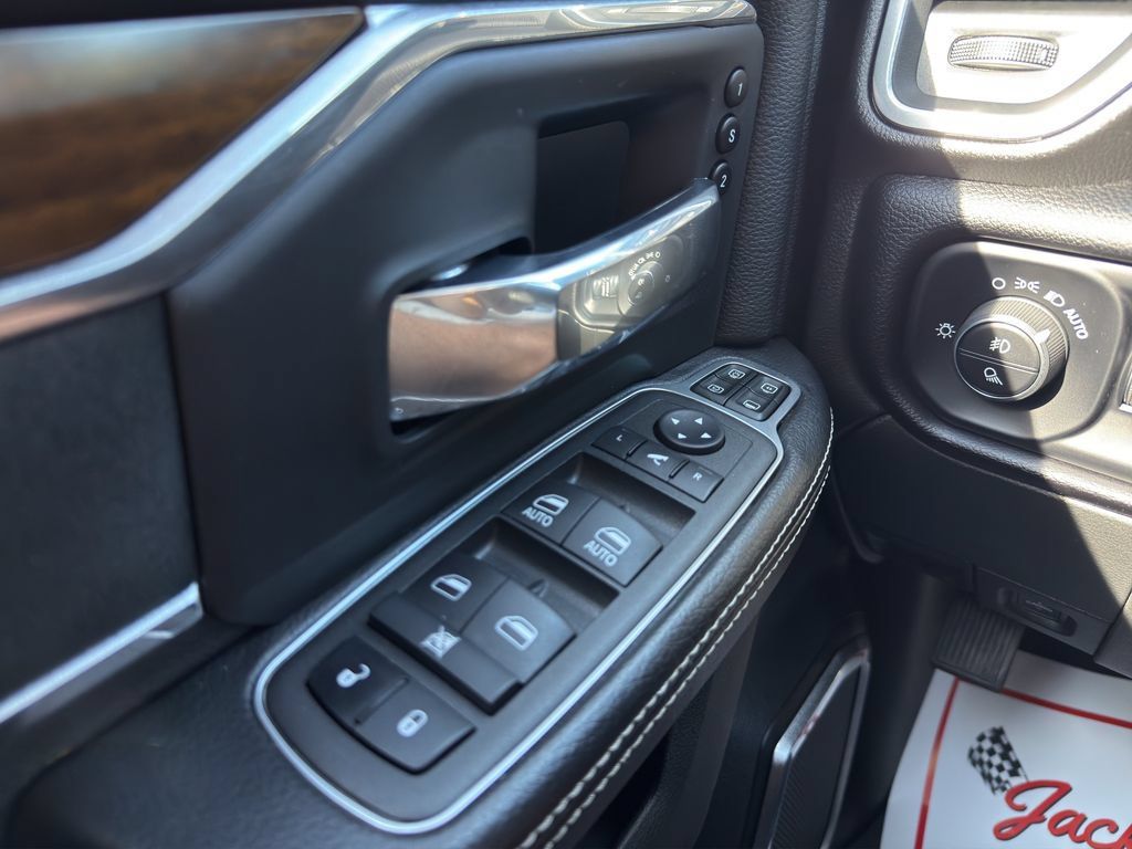 Used 2024 RAM 3500 Laramie w/ Safety Group AWD/4WD image 21