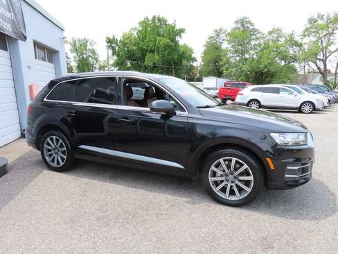 Used 2018 Audi Q7 3.0T Prestige AWD/4WD image 4