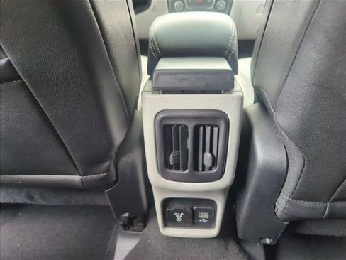 Used 2019 Jeep Compass Latitude w/ Popular Equipment Group FWD image 21