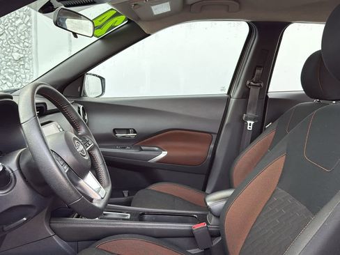 Certified 2024 Nissan Kicks SR image 16