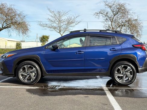 Used 2025 Subaru Crosstrek 2.0i Premium w/ Crosstrek Mirror Package image 7