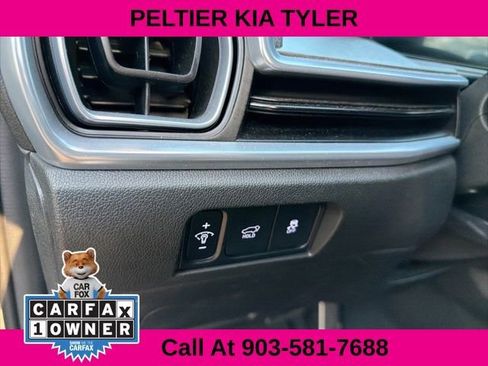 Used 2025 Kia Sorento SX image 17